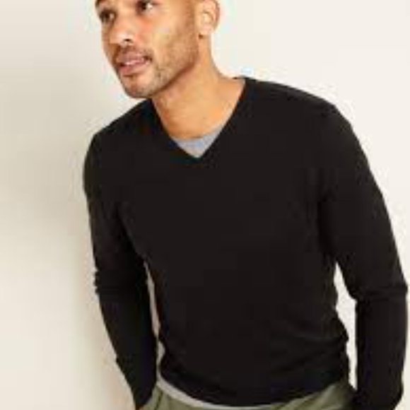 Old Navy Soft Cotton V-Neck Sweater for Men - Picture 2 of 3